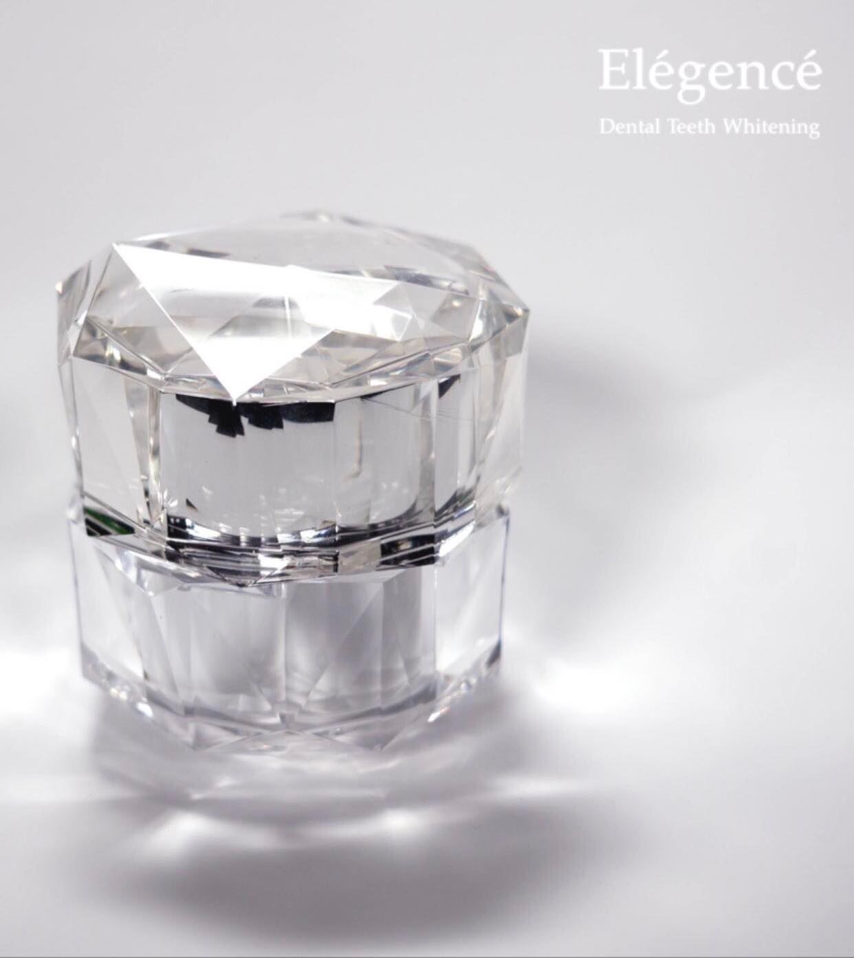 ELÉGENCÉ Diamond Teeth Whitening Powder